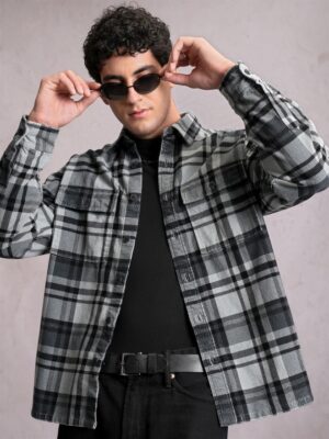 Locomotive Men Grey Checked Oversized Fit Casual Shirts